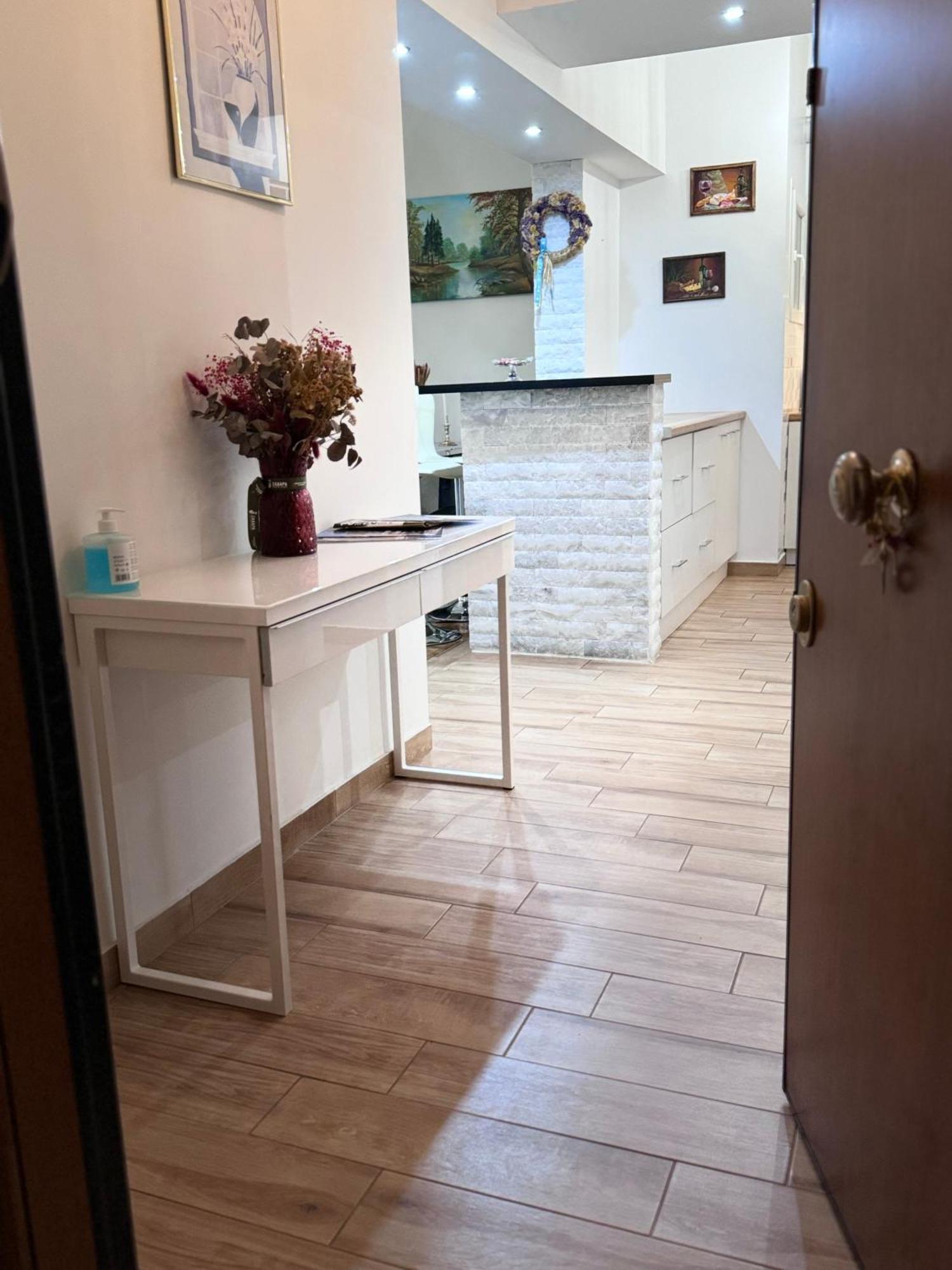 Modern Apartment In אתונה מראה חיצוני תמונה