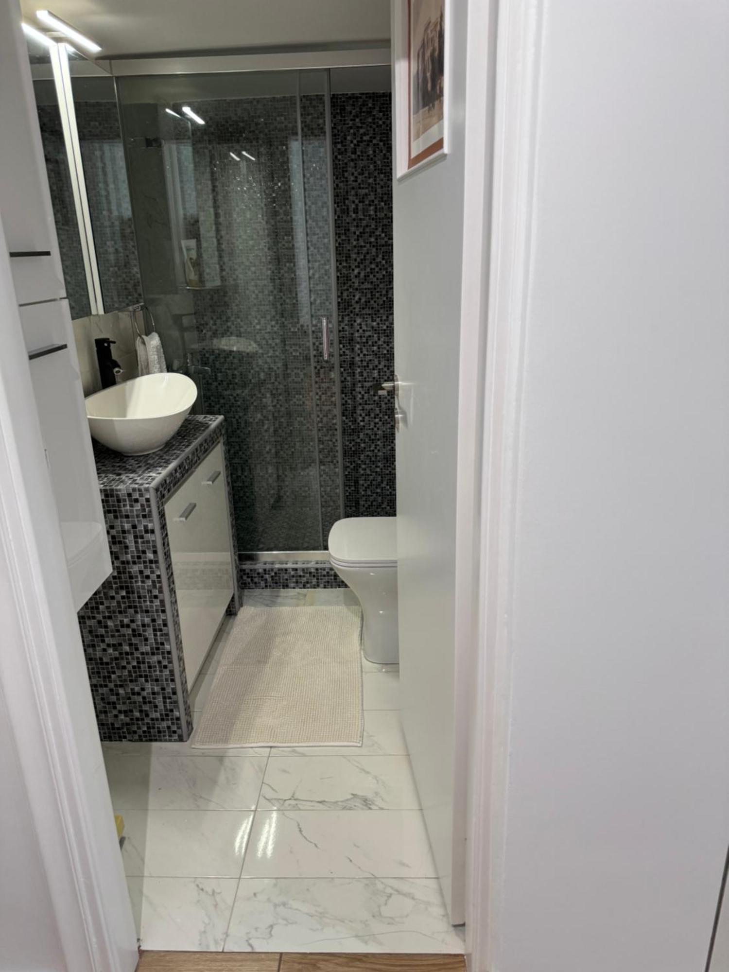 Modern Apartment In אתונה מראה חיצוני תמונה